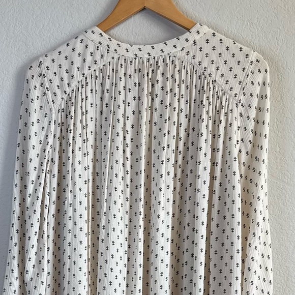 Free People Cream Navy Lightweight Long Sleeve Split Neck Tunic Shirt Top Size S - Picture 8 of 13